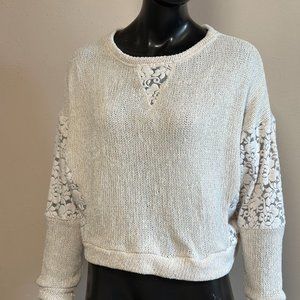 #0283 Jun & Ivy Women's Light Weight Sweater Off White Small